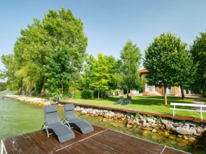 Apartment Lakefront 1 by Interhome